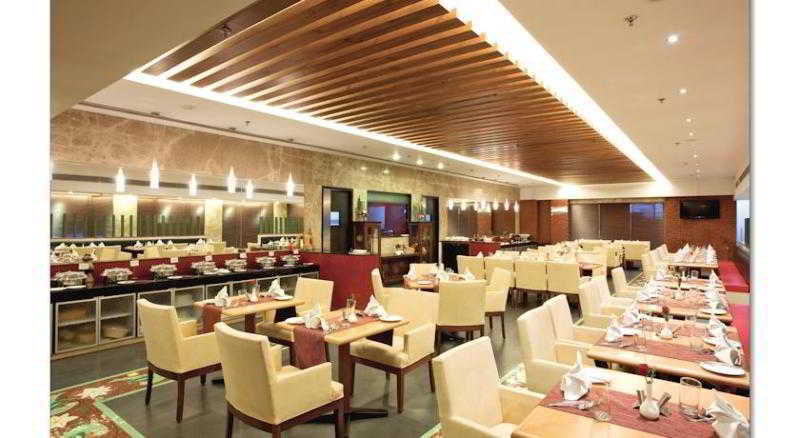 Country Inn Ахмедабад Екстериор снимка